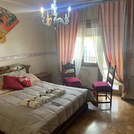 The Family House * 罗马